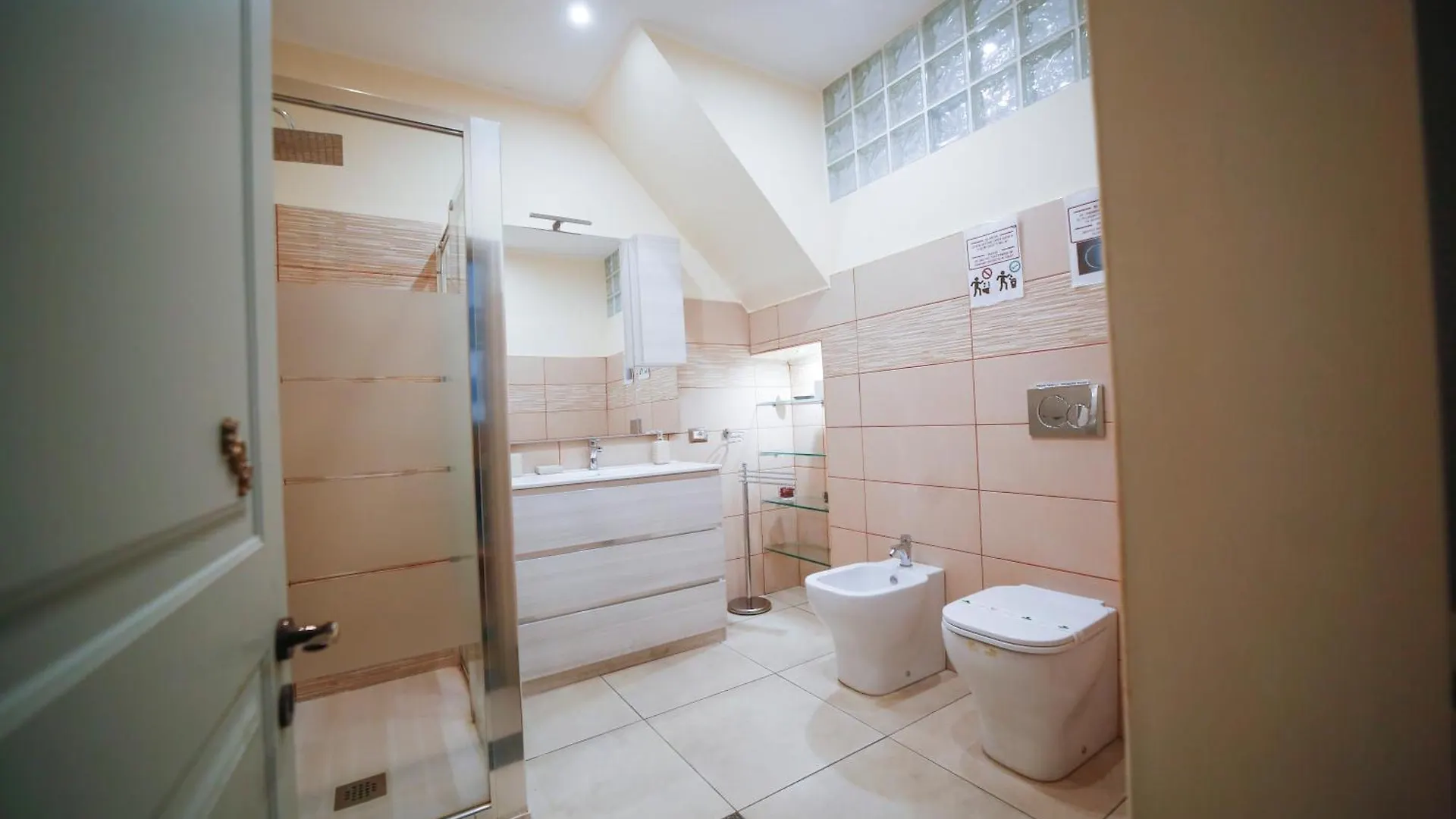 לינה וארוחת בוקר קטאניה La Casa Di Marcello